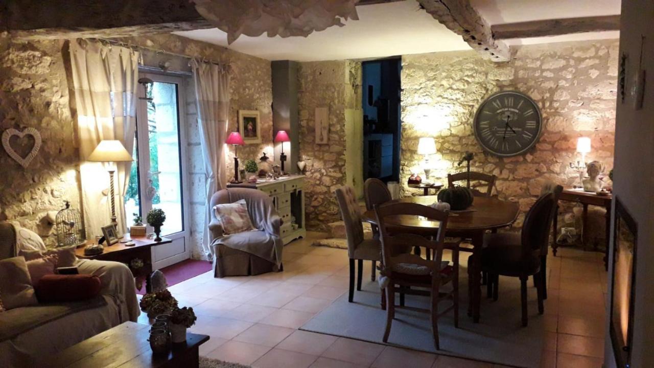 Bed and Breakfast Coeur De Vigne A Colombier 24560 Issigeac Exterior foto